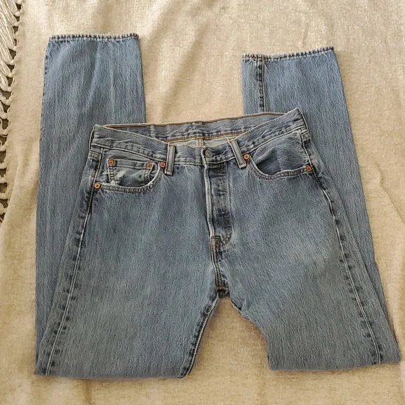 Levis 501 blue highrise button fly jeans size 30 - Picture 3 of 16